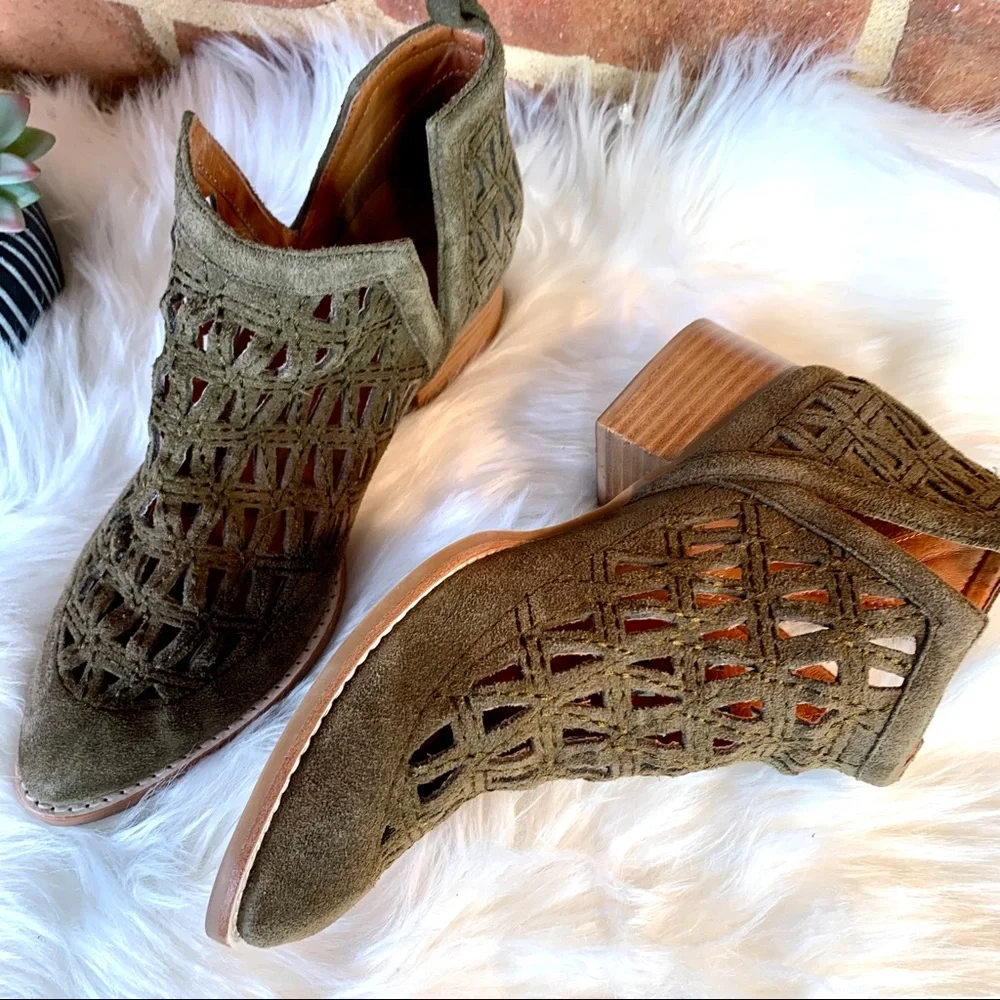 JEFFREY CAMPBELL Coastal Cowgirl Western Sagat Laser Cut Olive Suede Boots, 8.5